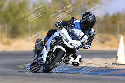 media/Jan-08-2022-SoCal Trackdays (Sat) [[1ec2777125]]/Turn 2 (150pm)/